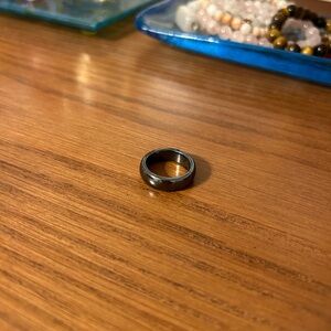 HEMATITE STONE RING
